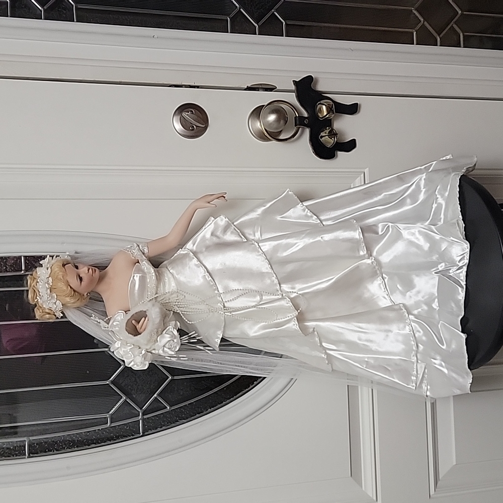 Franklin Mint porcelain doll